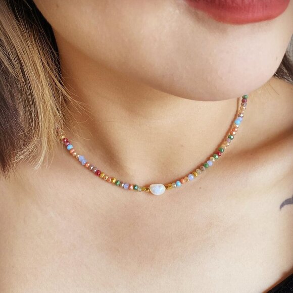 Elegant Boho Beaded Necklace for Women - Colorful Crystals & Freshwater Pearls - Picture 3 of 7